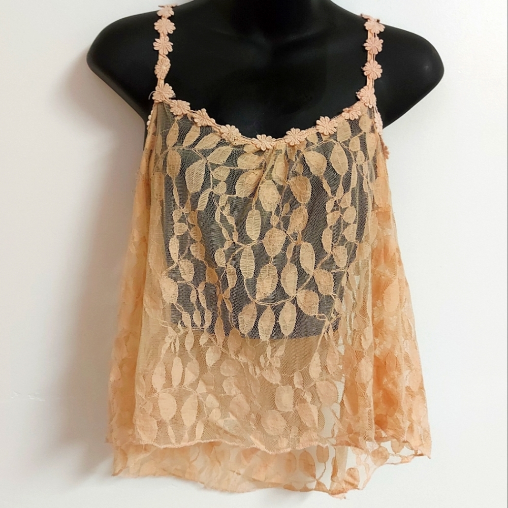 3 for $25- NWOT Poof! Peach Lace Camisole with Daisy Chain Trim, Size Small
